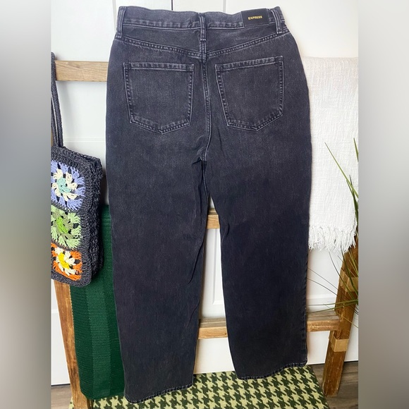 Express | High-waisted Wide-Leg Jeans 🖤👖 - Picture 2 of 8